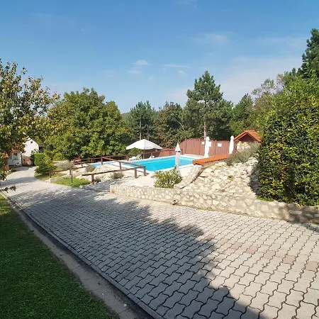 Lejlighed Csalogany Apartment - Biro Tours Nr 152