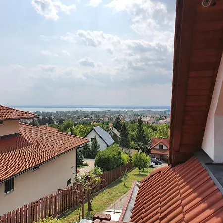 Lejlighed Csalogany Apartment - Biro Tours Nr 152 Vonyarcvashegy