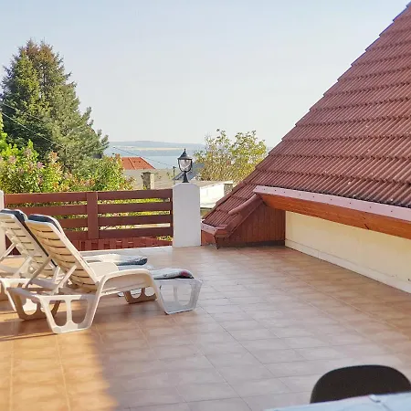 Lejlighed Csalogany Apartment - Biro Tours Nr 152